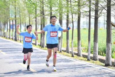 沪上田园第一跑开赛！400组家庭在万亩良田奔跑！